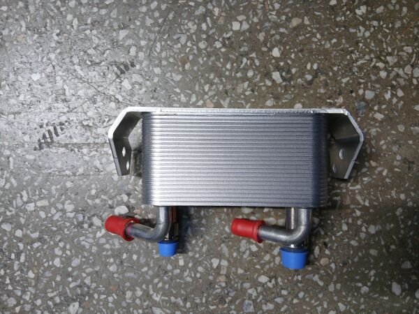 Land Rover DISCOVERY 4 SANZIMAN YAG SOGUTUCU 3.0 V6/3.6L V8(SPORT/NWD4)