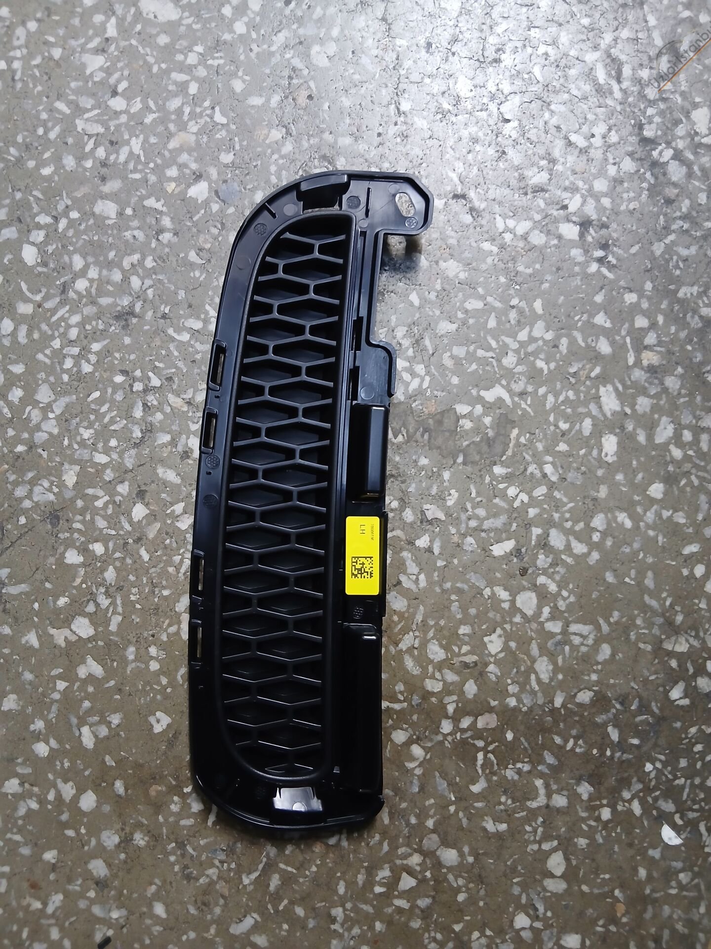 Land Rover DISCOVERY 5 ON TAMPON IZGARA KAPAK SOL 2.0L/3.0 V6 D(NWD5)
