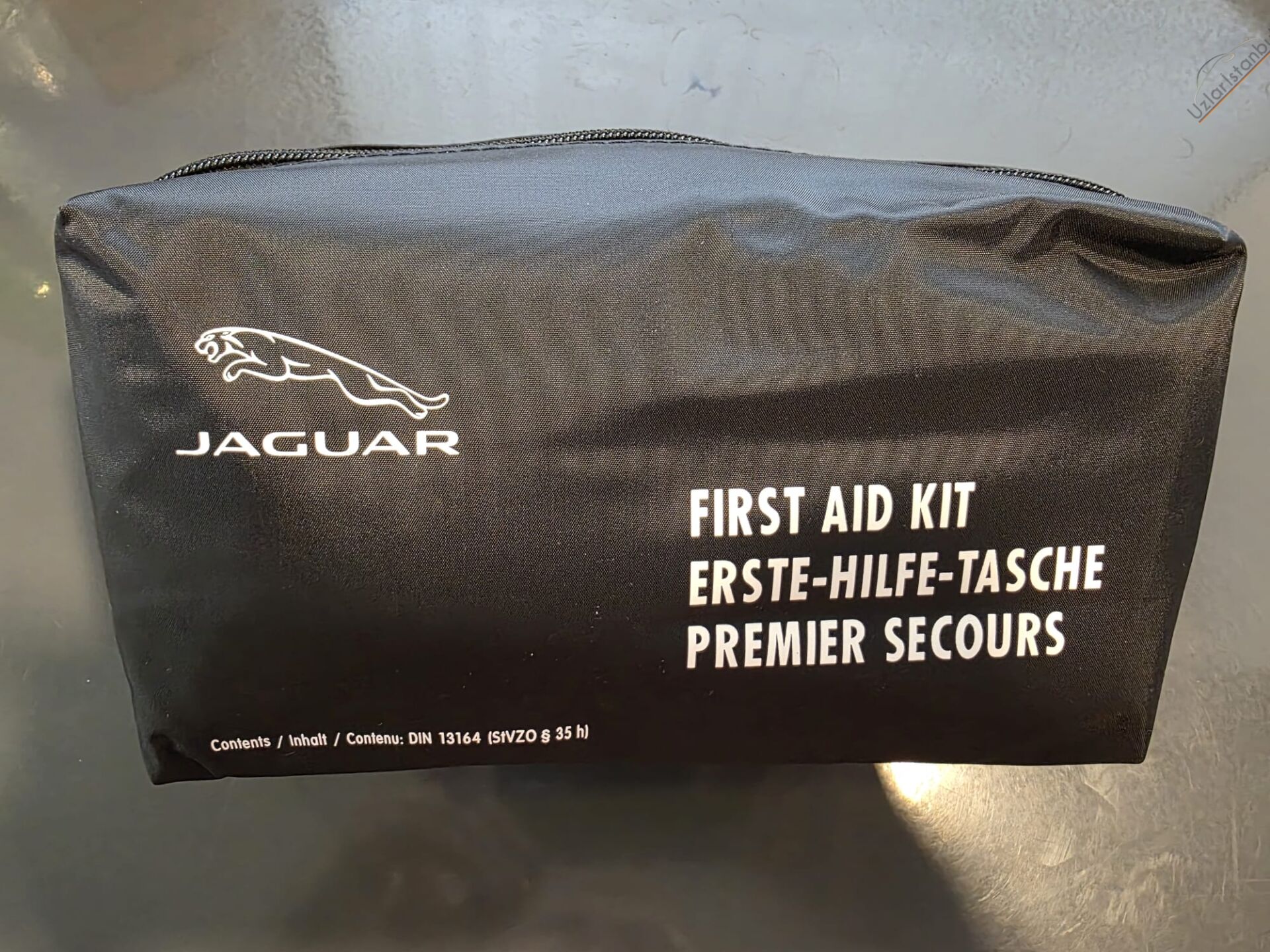 Jaguar  İlk Yardım Çantası