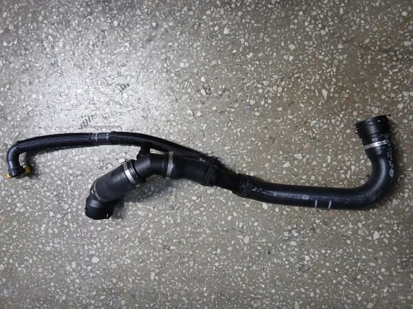 Land Rover DISCOVERY 5 ALT RADYATÖR SU HORTUMU / 2.0 BENZİN (AJ200) (UNİVERSAL)