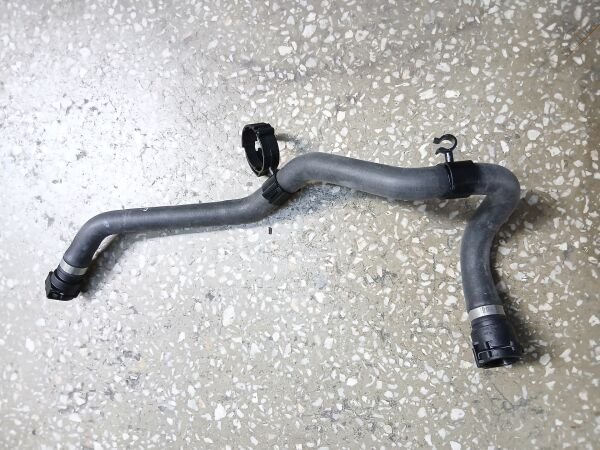 Land Rover DISCOVERY 5 SAĞ ÜST RADYATÖR HORTUM / 2.0 BENZİN  (UNİVERSAL)