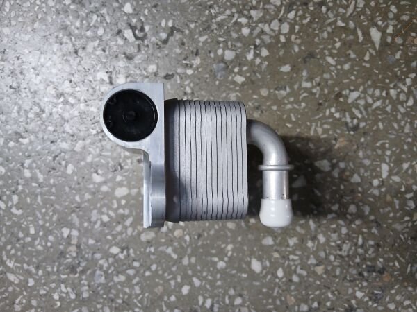 Land Rover  SANZIMAN YAG SOGUTUCU 2.0L(EVOQUE/NWD SPORT)
