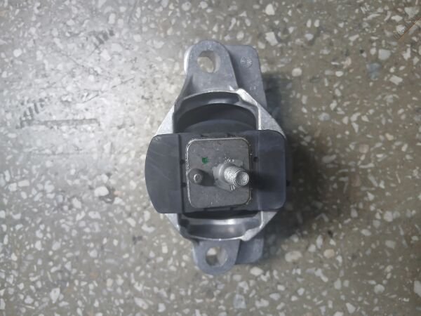 Jaguar XE RANGE MOTOR KULAK