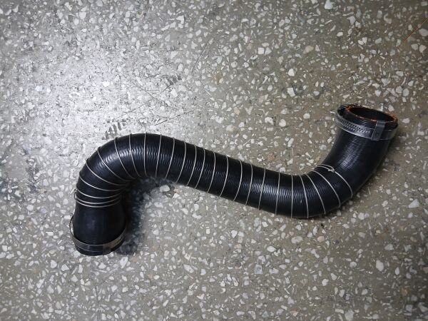 Land Rover DISCOVERY 4 INTERCOOLER HORTUM ALT SOL 3.0 V6(SPORT/NWD4)