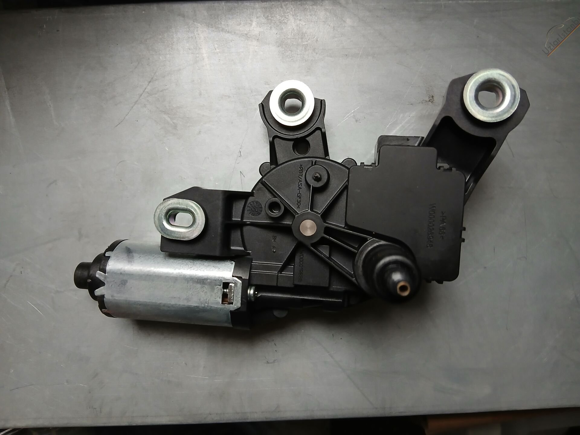 Porsche  SİLECEK MOTOR ARKA  CAYENE 11-15