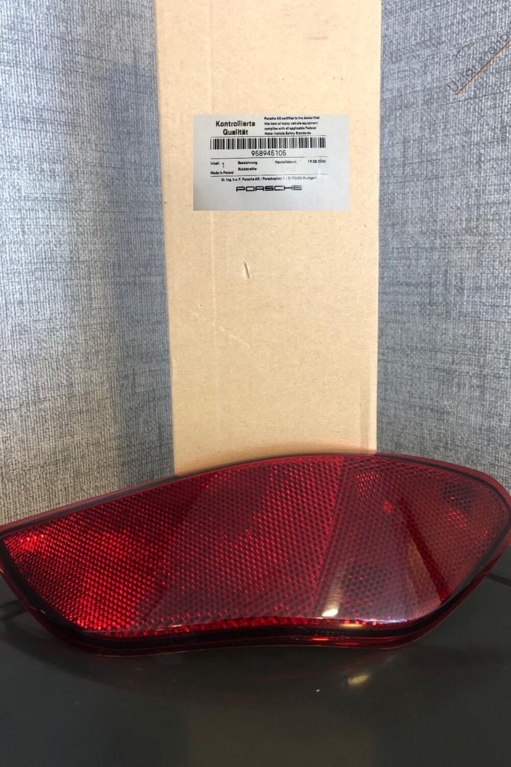 Porsche 92A PORSCHE CAYENNE YAN AYNA ALT KAPAĞI İÇ SOL CAYENNE 2011-14